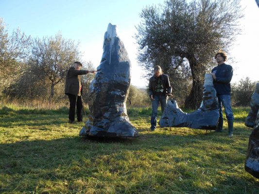 Anlegen des Skulpturengartens Il Giardino di Daniel Spoerri