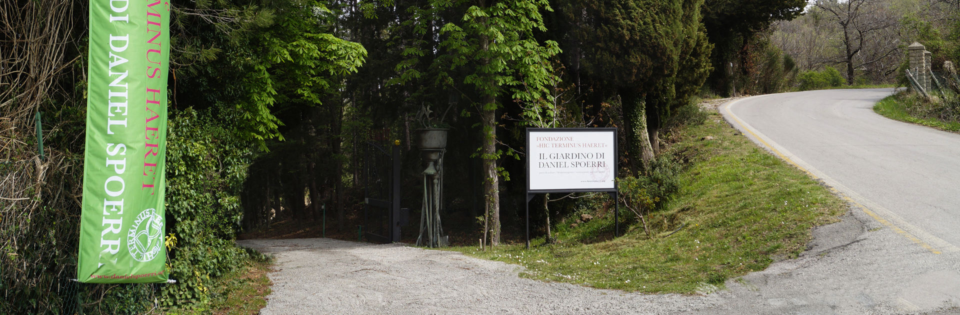 Visit Sculpture park Il Giardino di Daniel Spoerri Tuscany Italy